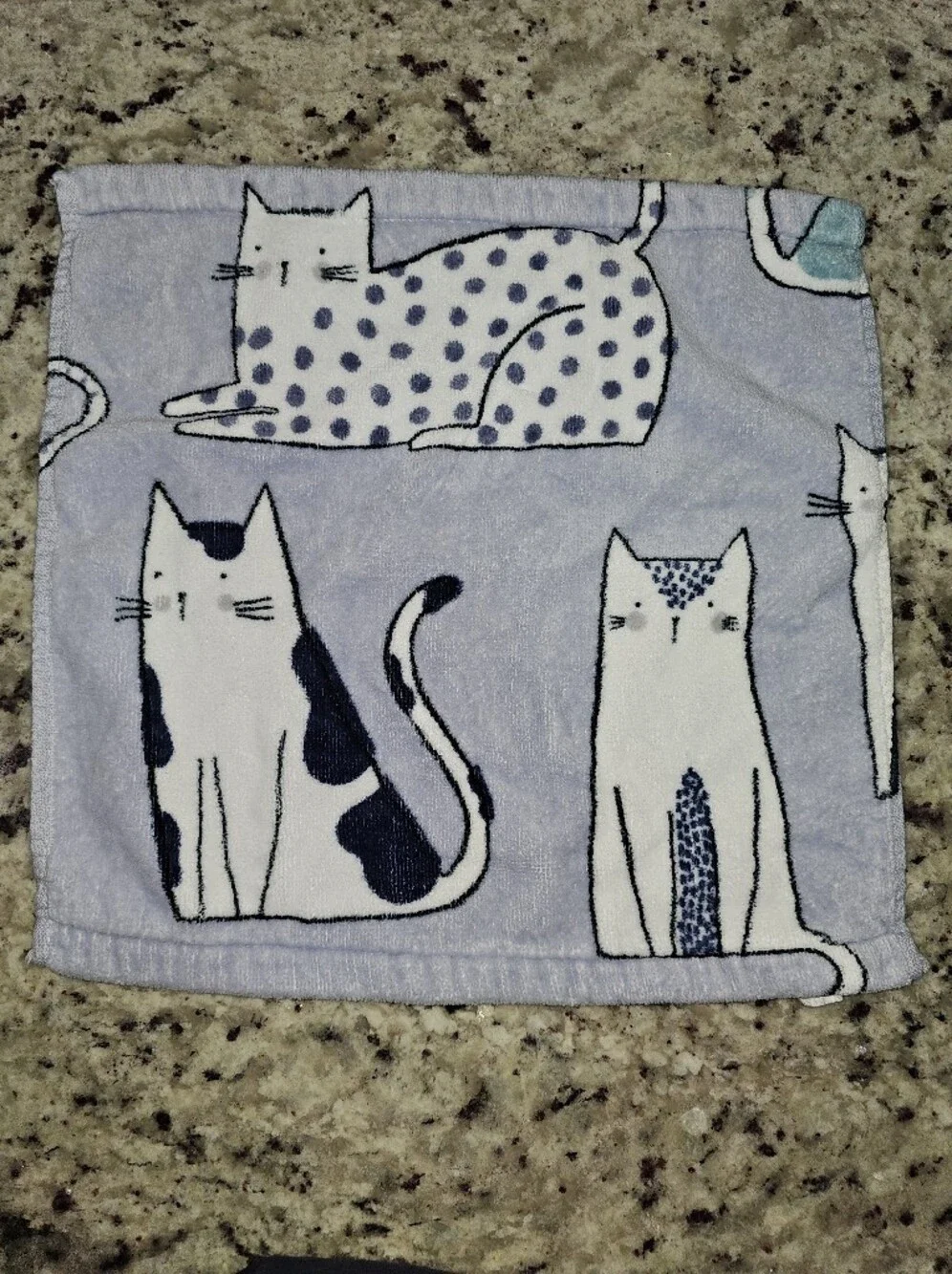 Artisan NY Home - Cartoon Cats Themed Novelty Bathroom Towel Set EUC
